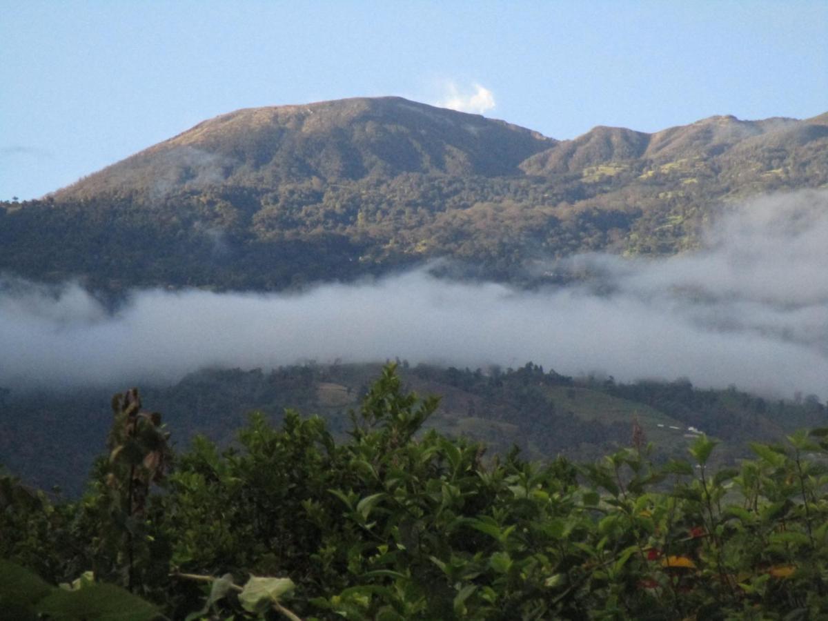 Casa Aquiares Lodge Posada Rural Turrialba Bagian luar foto